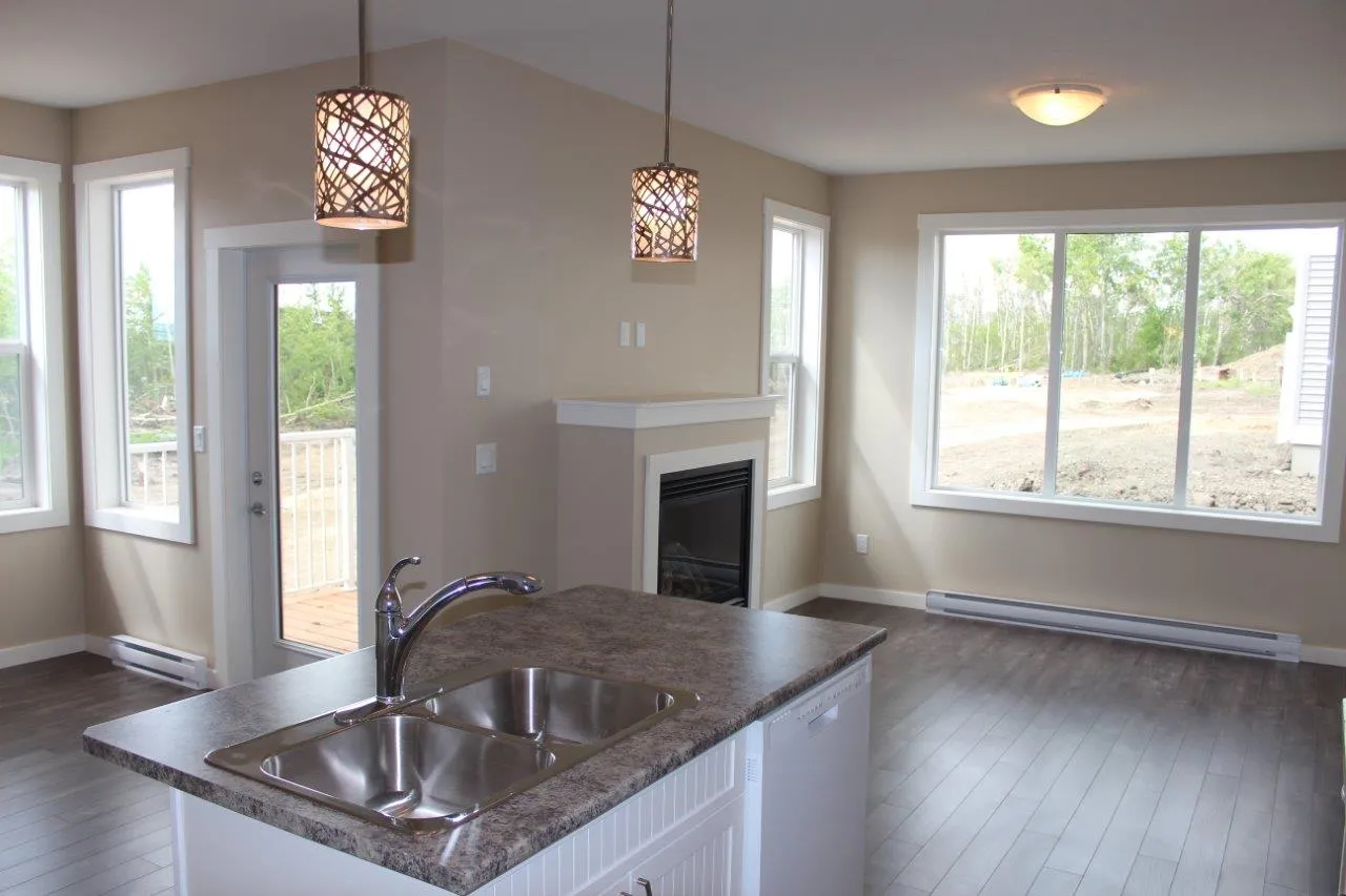 6146bf89826a4bd1888ae1759b063212.jpg